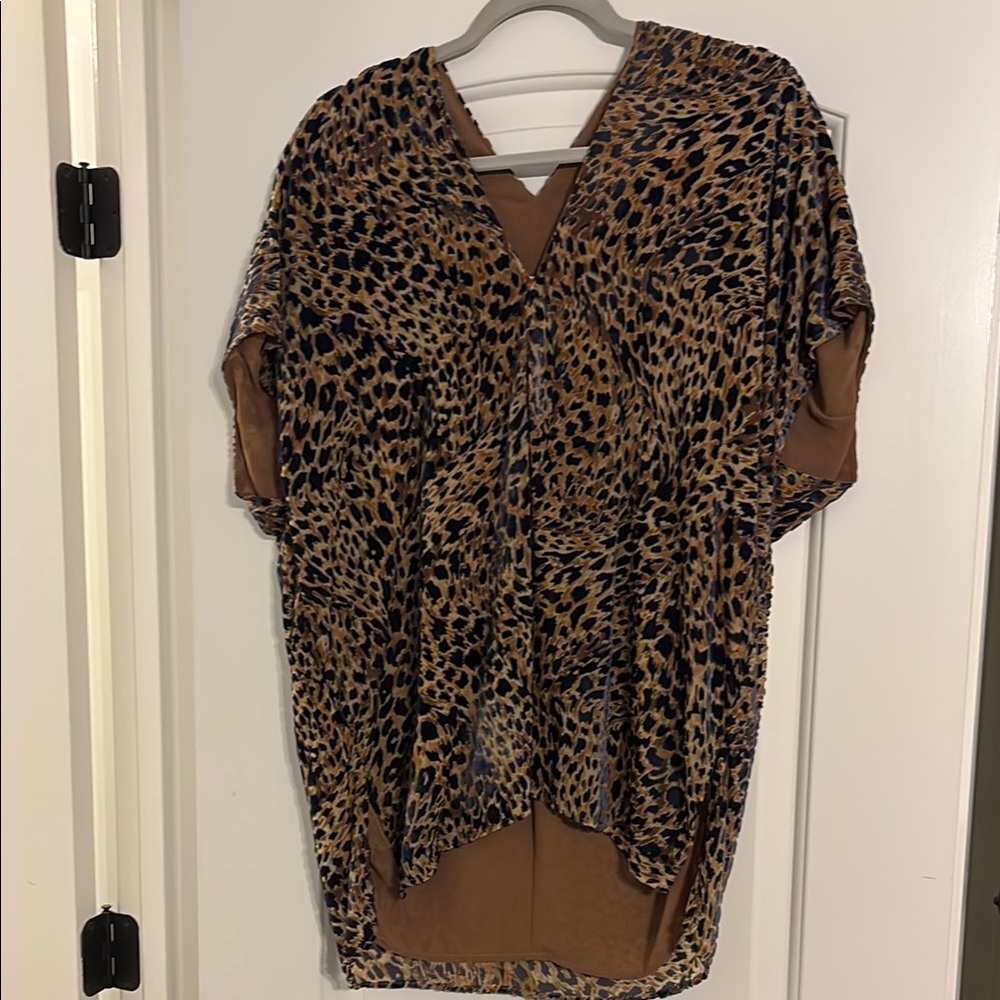 Karlie Velvet Top